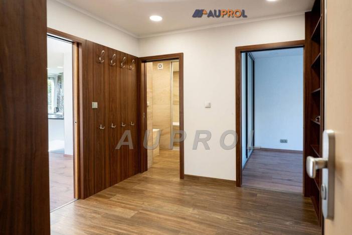 Prodej bytu 3+kk, Praha - Karlín, Molákova, 71 m2