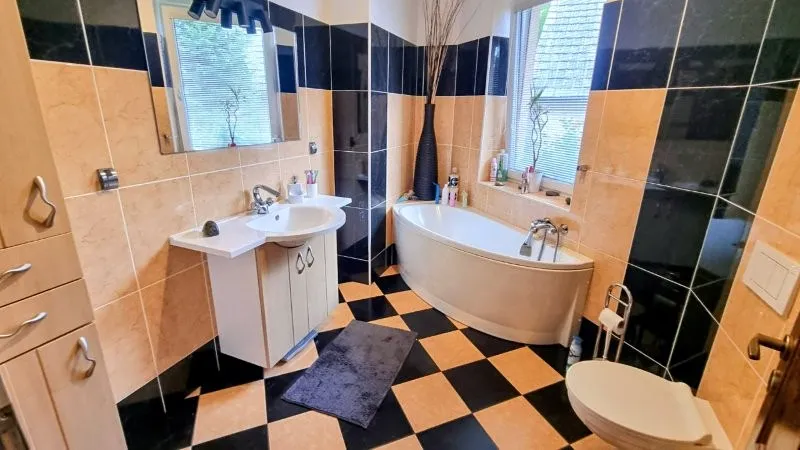 Prodej rodinného domu, Stařeč, 140 m2