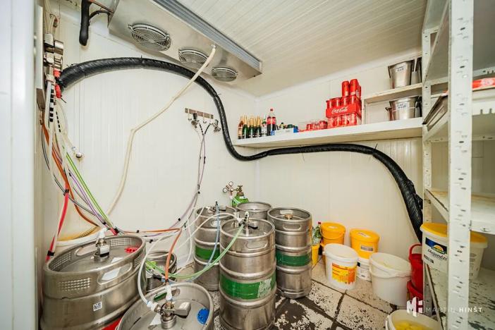 Prodej restaurace, Praha - Strašnice, Gutova, 301 m2