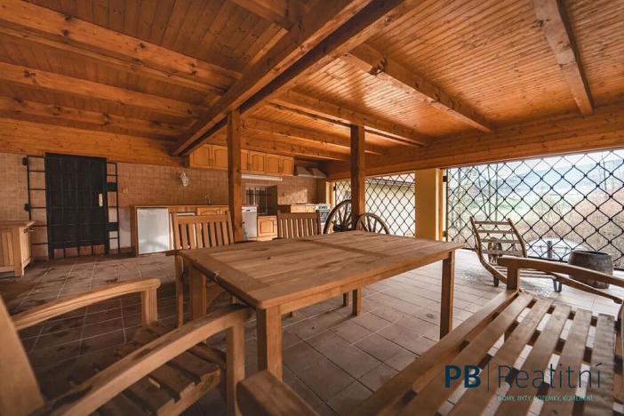 Prodej rodinného domu, Křemže, 450 m2