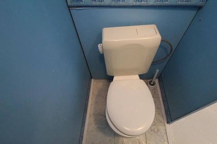 Pronájem bytu 1+kk, Praha - Karlín, Molákova, 36 m2