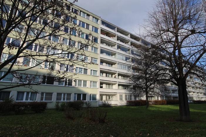 Pronájem bytu 1+kk, Praha - Karlín, Molákova, 36 m2