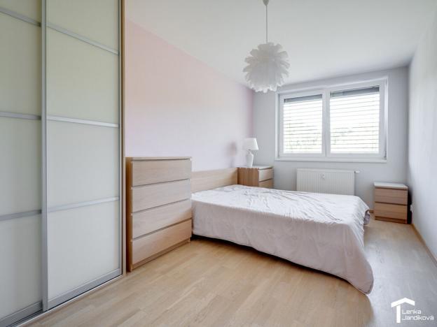 Pronájem bytu 2+kk, Pardubice - Trnová, Jozefa Gabčíka, 60 m2