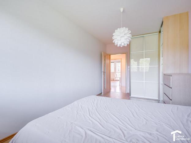 Pronájem bytu 2+kk, Pardubice - Trnová, Jozefa Gabčíka, 60 m2