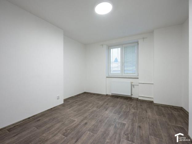 Pronájem bytu 2+1, Pardubice - Zelené Předměstí, Josefa Ressla, 59 m2