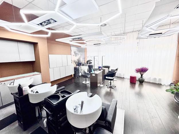 Pronájem obchodního prostoru, Brno, Příkop, 15 m2