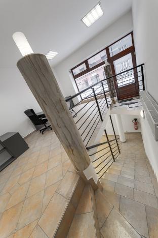 Pronájem obchodního prostoru, Ostrava - Mariánské Hory, 28. října, 112 m2