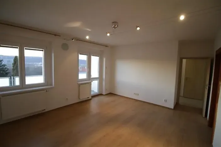 Pronájem bytu 4+1, Praha - Komořany, Na Homoli, 83 m2