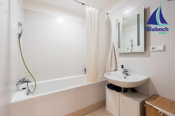 Prodej bytu 2+kk, Praha - Pitkovice, Penízovková, 63 m2