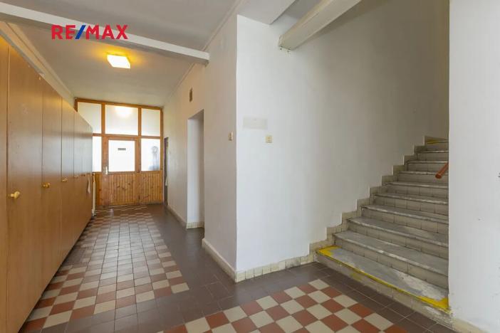 Pronájem kanceláře, Pardubice, Husova, 242 m2