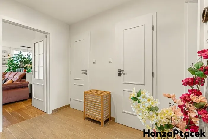 Prodej bytu 3+kk, Praha - Horní Počernice, Třebešovská, 77 m2
