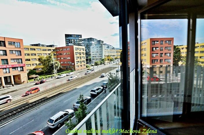 Pronájem bytu 1+kk, Praha - Žižkov, Olšanská, 33 m2