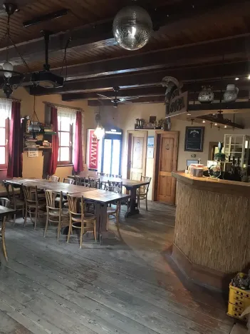 Dražba rodinného domu, Býšť, 1618 m2