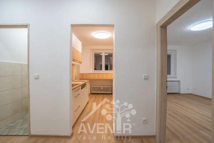 Pronájem bytu 3+1, Zlín, Benešovo nábřeží, 72 m2