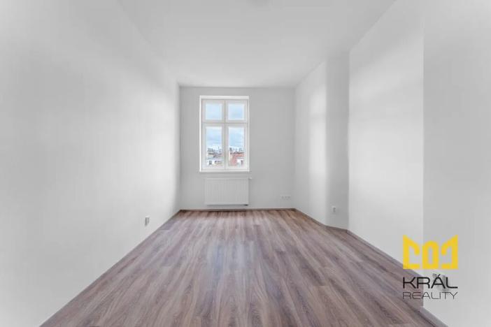 Pronájem bytu 3+kk, Praha - Vršovice, Krymská, 61 m2