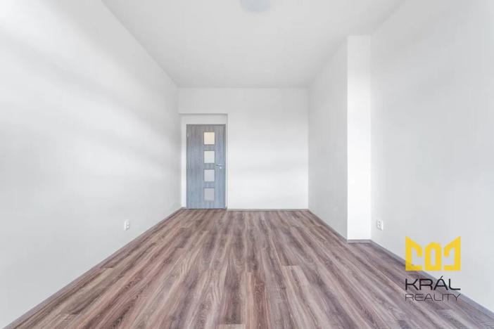 Pronájem bytu 3+kk, Praha - Vršovice, Krymská, 61 m2