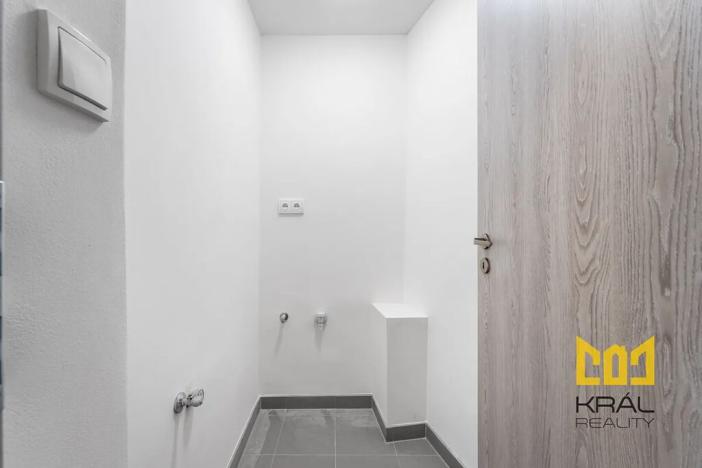 Pronájem bytu 3+kk, Praha - Vršovice, Krymská, 61 m2