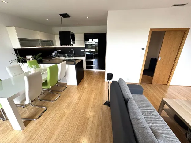 Prodej bytu 3+kk, Pohořelice, Znojemská, 115 m2