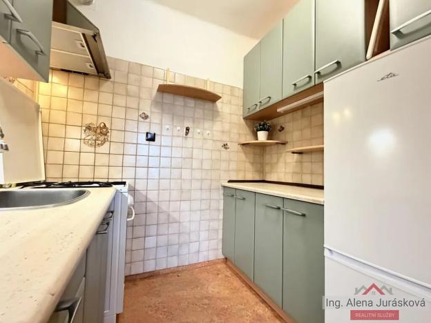 Prodej bytu 2+kk, Praha - Hostivař, Záveská, 36 m2