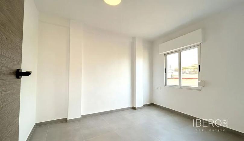 Prodej bytu 3+kk, Pilar de la Horadada, Španělsko, Avenida de la Torre, 47 m2