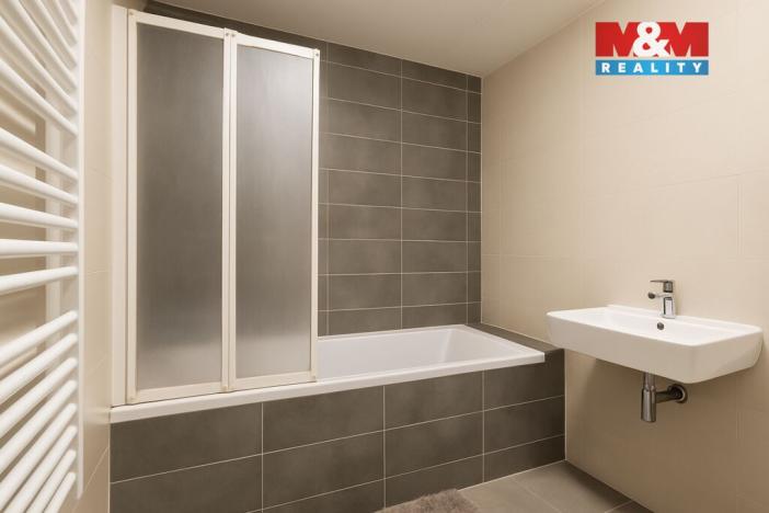 Pronájem bytu 3+1, Praha - Uhříněves, Oty Bubeníčka, 68 m2