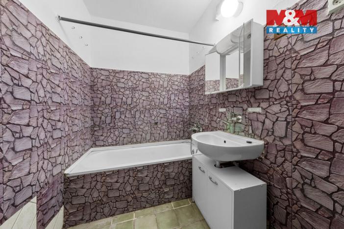 Prodej bytu 2+1, Benešov nad Ploučnicí, Sídliště, 56 m2