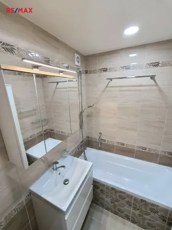 Pronájem bytu 2+1, Orlová, Osvobození, 53 m2