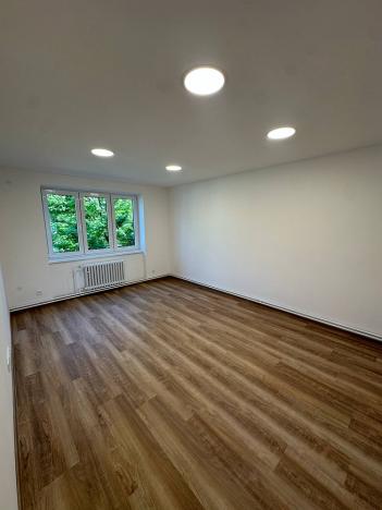 Pronájem bytu 2+1, Uherské Hradiště, Tř. Maršála Malinovského, 64 m2