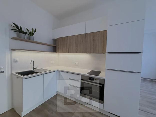 Pronájem bytu 2+kk, Praha - Strašnice, Za poštou, 39 m2