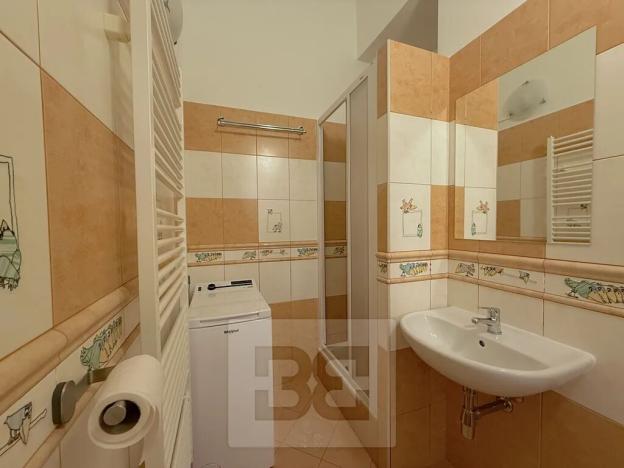 Pronájem bytu 2+kk, Praha - Strašnice, Za poštou, 39 m2