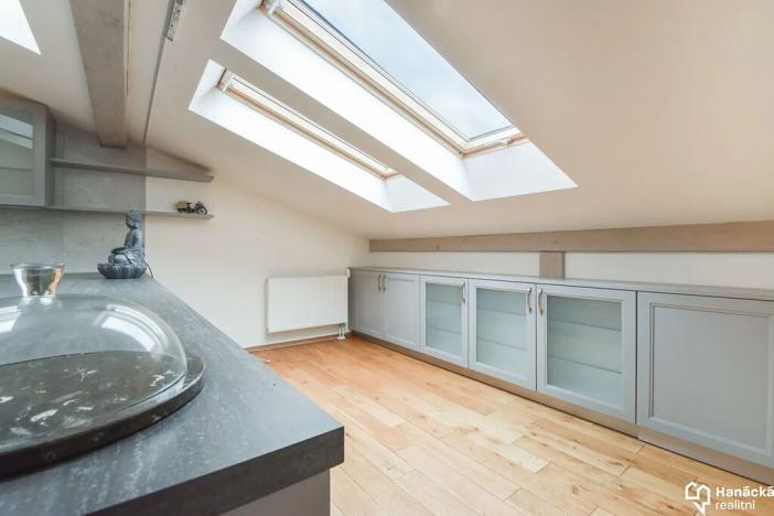 Prodej rodinného domu, Olomouc, Šemberova, 200 m2