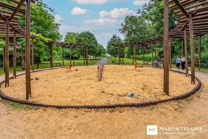 Prodej rodinného domu, Praha - Čakovice, Krystalová, 192 m2