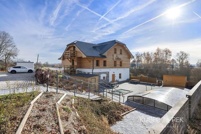 Prodej bytu 3+kk, Horní Planá, 51 m2