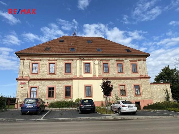 Prodej bytu 1+kk, Kounov, 30 m2