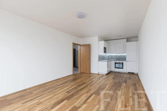 Pronájem bytu 2+kk, Praha - Prosek, Čakovická, 55 m2