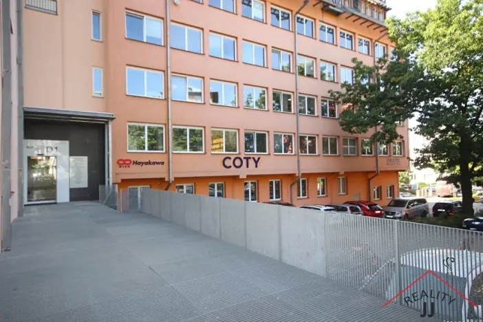 Pronájem kanceláře, Praha - Veleslavín, Na okraji, 215 m2