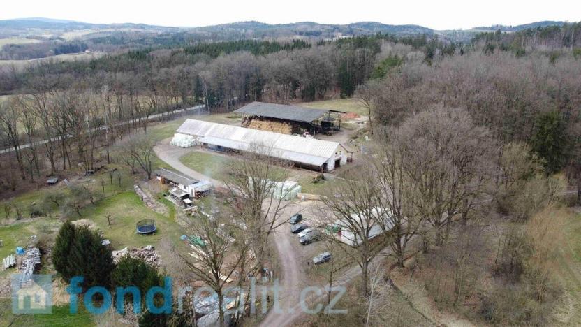 Prodej komerční, Netolice, 2276 m2