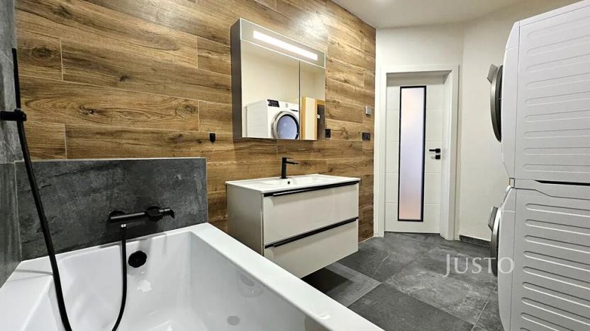 Prodej bytu 4+kk, Písek, Velké náměstí, 113 m2