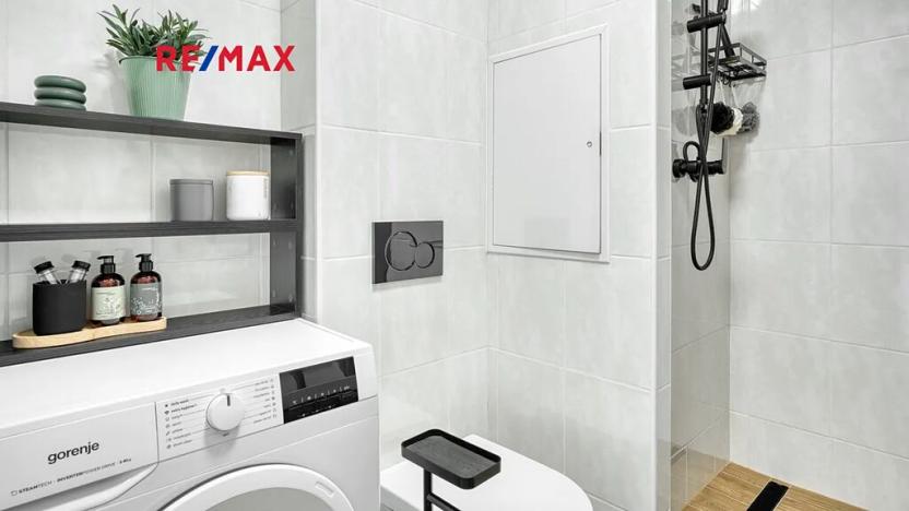 Pronájem bytu 2+1, Stráž pod Ralskem, Jižní, 54 m2