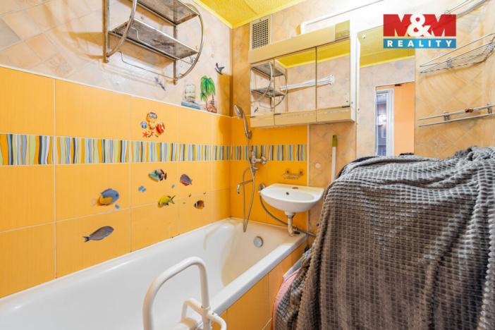 Prodej bytu 3+1, Jindřichův Hradec - Jindřichův Hradec III, sídliště Vajgar, 78 m2