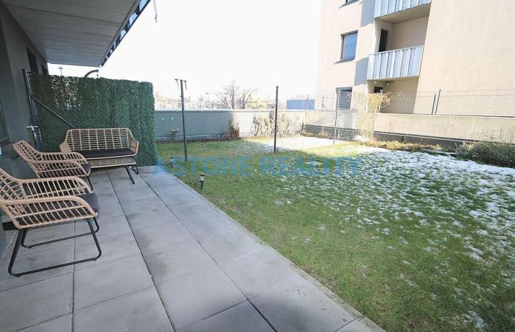 Pronájem bytu 2+kk, Praha - Strašnice, Zvěřinova, 121 m2