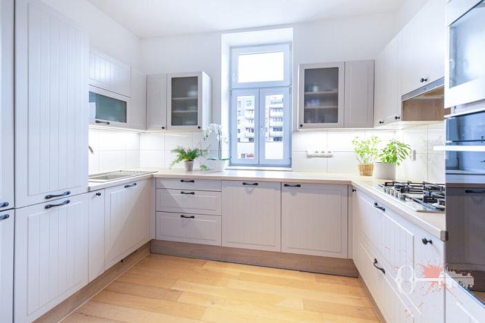 Prodej bytu 3+1, Praha - Libeň, Lihovarská, 78 m2