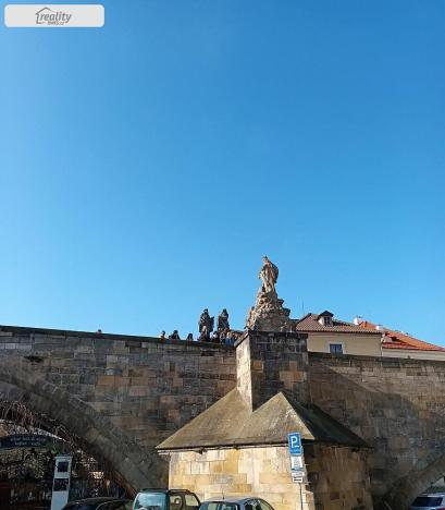 Pronájem bytu 2+1, Praha - Malá Strana, U lužického semináře, 74 m2