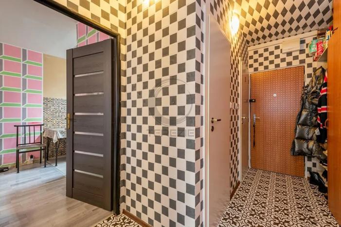 Prodej bytu 2+kk, Praha - Prosek, Lovosická, 39 m2