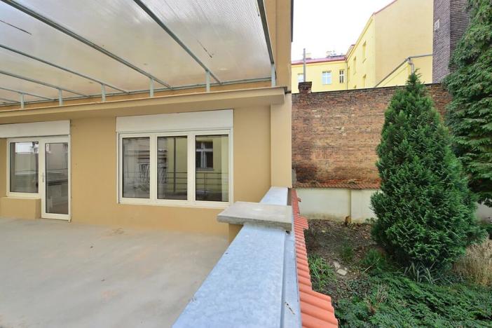 Pronájem kanceláře, Praha - Nusle, Sekaninova, 38 m2