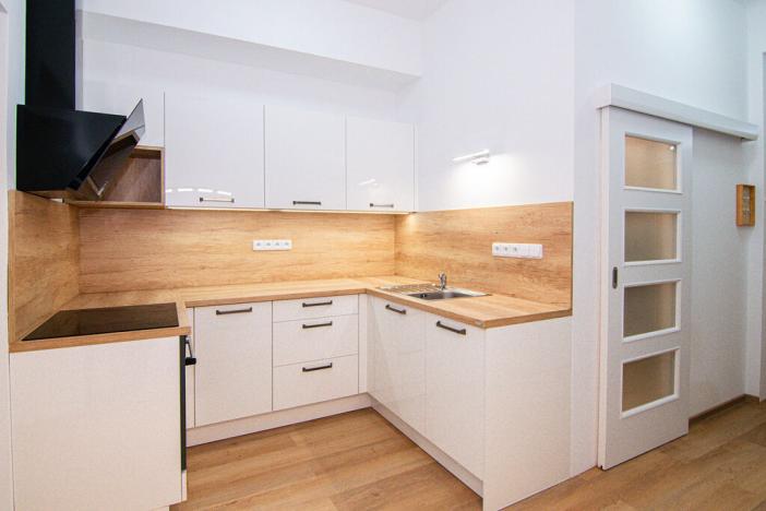 Pronájem bytu 1+kk, Praha - Hradčany, Keplerova, 39 m2