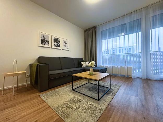 Pronájem bytu 3+kk, Praha - Karlín, Pernerova, 85 m2