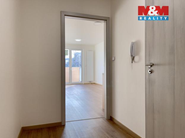 Pronájem bytu 1+kk, Zlín, Nad Stráněmi, 33 m2