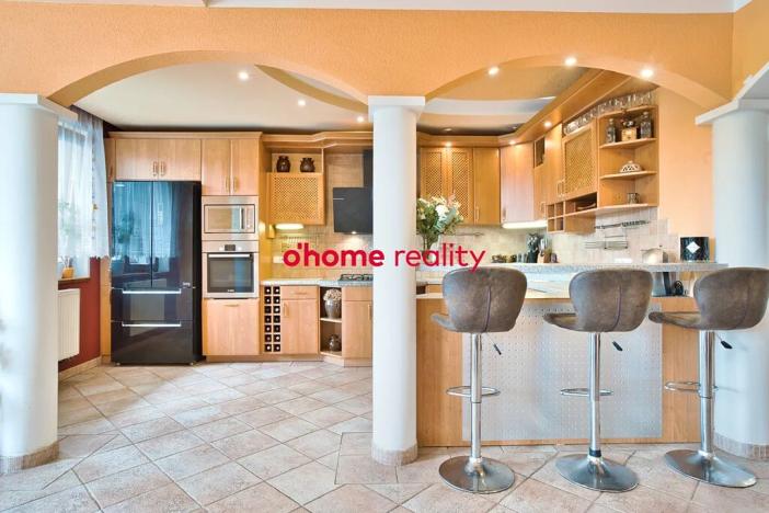 Prodej rodinného domu, Hlušovice, Loučky, 237 m2