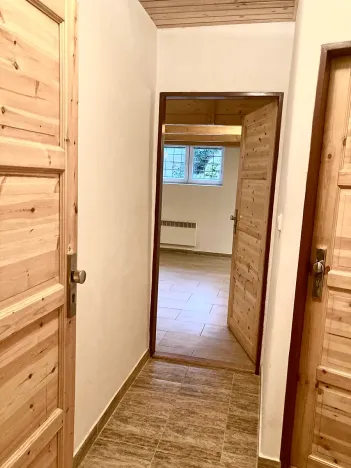 Pronájem bytu 1+kk, Praha - Smíchov, Plzeňská, 27 m2